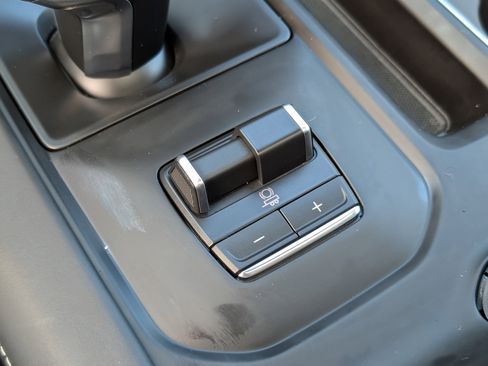 Used 2025 GMC Sierra 1500 Denali Ultimate image 26