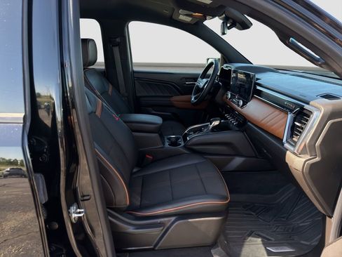 Used 2023 GMC Canyon AT4 AWD/4WD image 18
