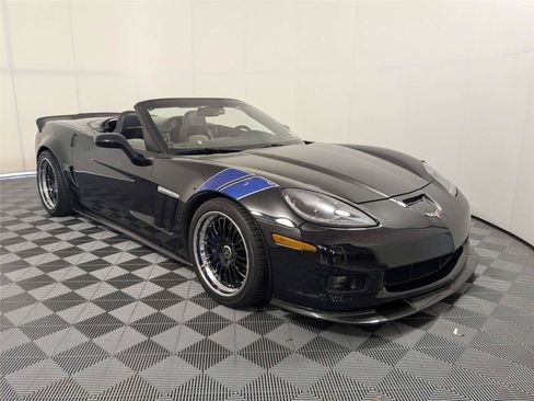 Used 2010 Chevrolet Corvette Grand Sport w/ Preferred Equipment Group RWD image 3