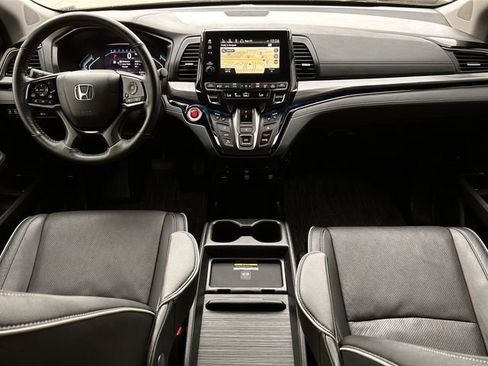 Used 2024 Honda Odyssey Elite image 13