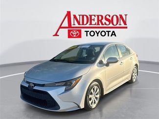 Used 2020 Toyota Corolla LE image 1