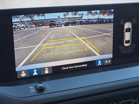 Used 2023 Honda Accord Touring image 13