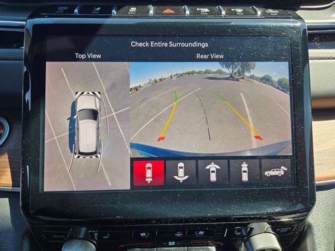 Used 2022 Jeep Grand Cherokee Summit w/ Advanced Protech Group IV AWD/4WD image 19