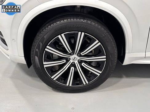 Certified 2025 Volvo XC90 B6 Plus image 29
