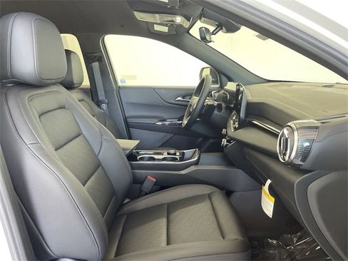 New 2026 Chevrolet Equinox LT w/ Convenience Package II image 20