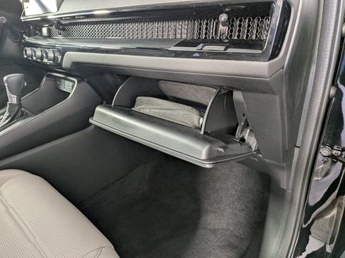 Used 2024 Honda CR-V EX-L image 33