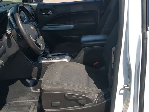 Used 2020 Chevrolet Colorado LT w/ Safety Package image 12