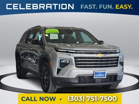 Certified 2025 Chevrolet Traverse LT w/ Sun and Wheel Package AWD/4WD image 5