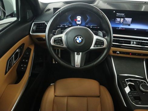 Used 2023 BMW 330i Sedan w/ M Sport Package image 10