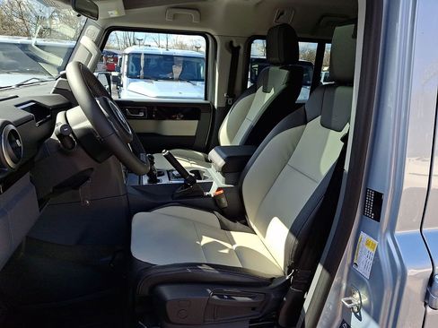 New 2025 INEOS Grenadier Fieldmaster Edition image 8