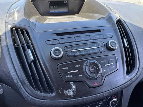 Used 2018 Ford Escape SE FWD image 29