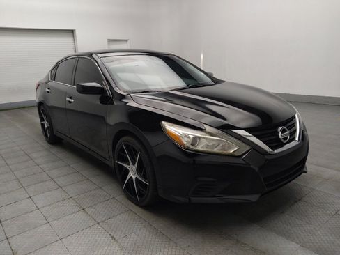Used 2018 Nissan Altima 2.5 S w/ S Convenience Package FWD image 13