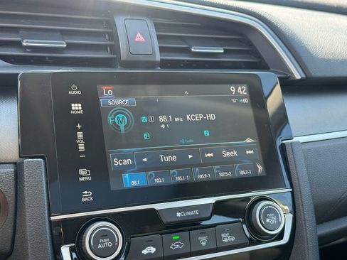 Used 2018 Honda Civic EX image 26