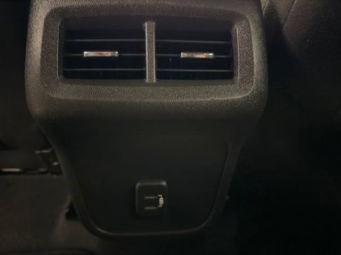Used 2024 Chevrolet Equinox LT AWD/4WD image 24