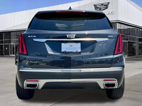 Used 2021 Cadillac XT5 Premium Luxury FWD image 6