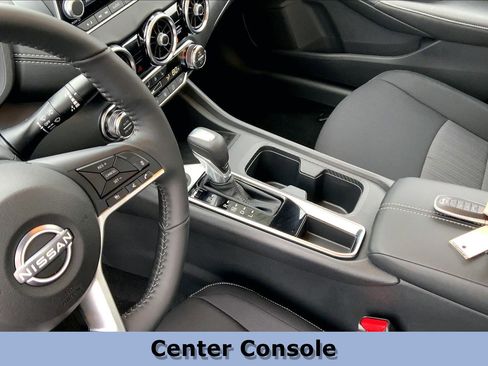 Used 2025 Nissan Sentra SV w/ All-Weather Package image 18