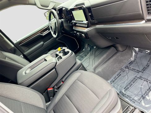 Used 2024 Chevrolet Silverado 1500 LT w/ Protection Package image 28