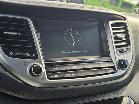 Used 2018 Hyundai Tucson Limited w/ Ultimate Package 02 image 21