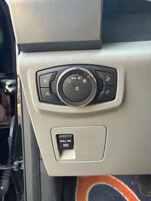 Used 2018 Ford F150 XLT RWD image 15