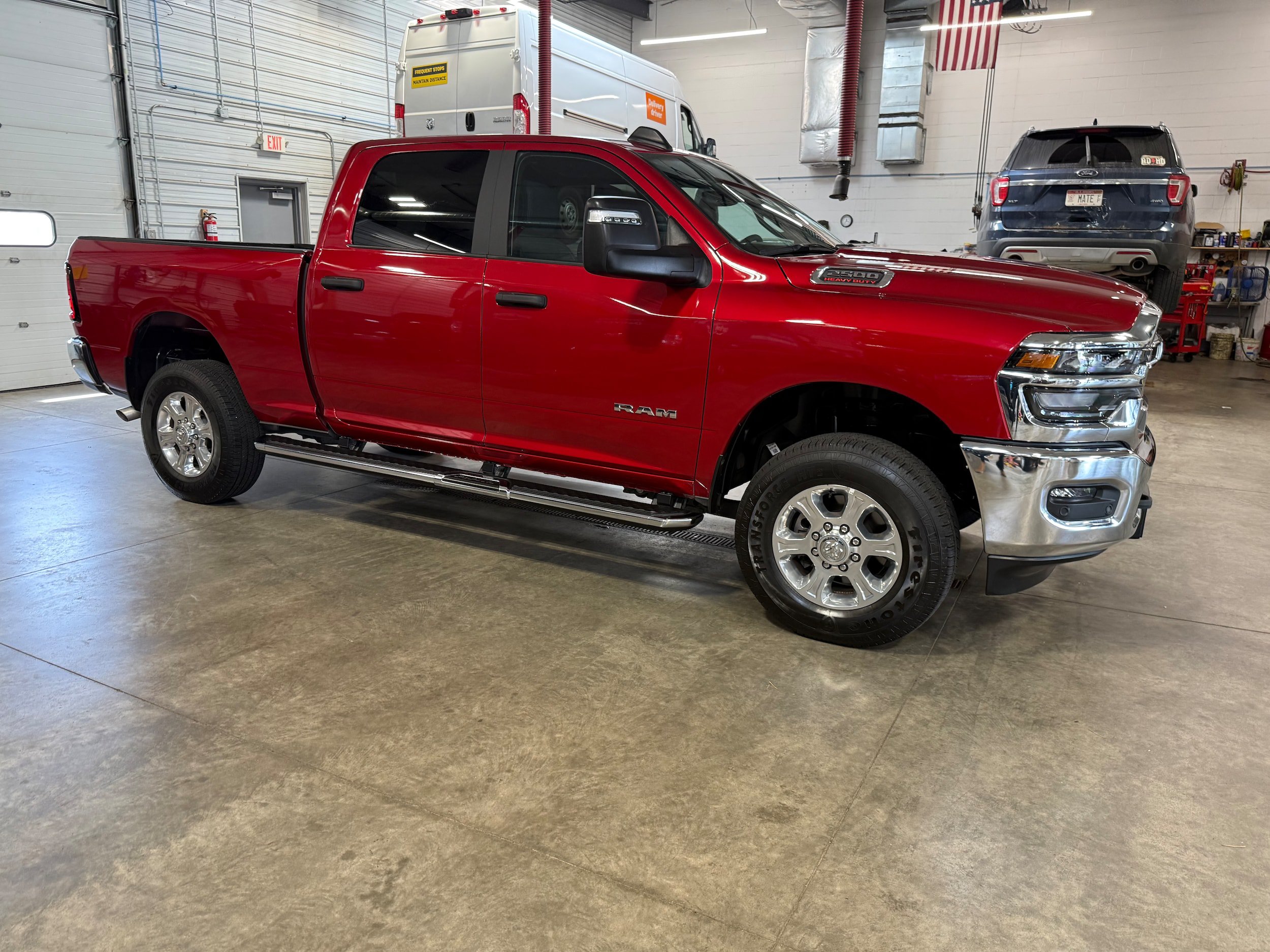 Used 2026 RAM 2500 Big Horn AWD/4WD image 4