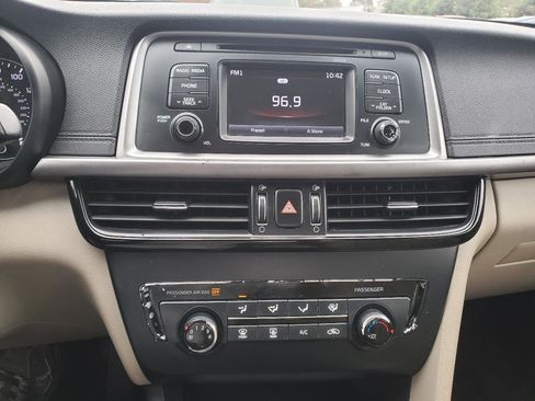 Used 2016 Kia Optima LX image 20