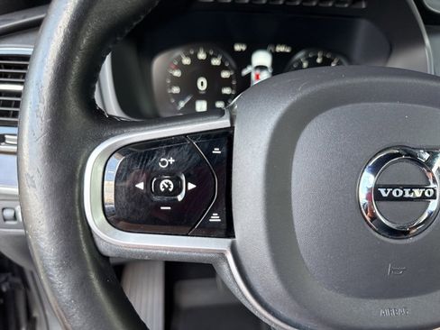 Used 2018 Volvo XC90 T6 Momentum w/ Convenience Package image 28