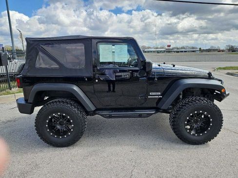 Used 2011 Jeep Wrangler Sport image 6