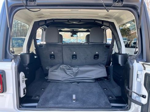 Used 2024 Jeep Wrangler Willys image 9