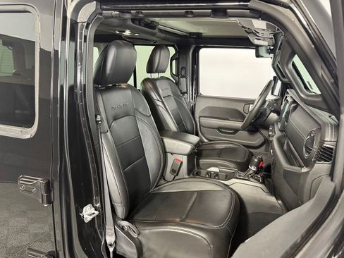 Used 2023 Jeep Wrangler Sahara 4xe image 33