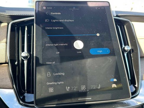 New 2026 Volvo XC90 T8 Plus image 33