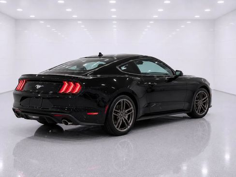 Used 2024 Ford Mustang Coupe RWD image 5