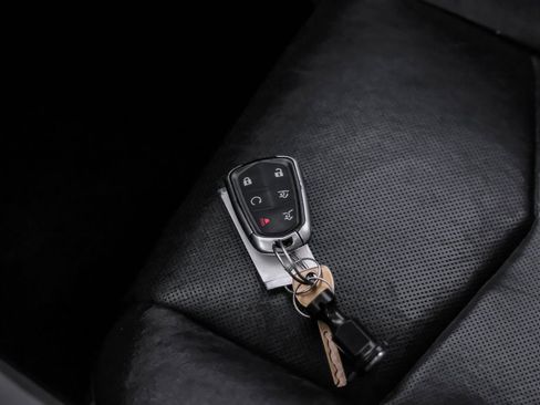 Used 2015 Cadillac Escalade Luxury image 64