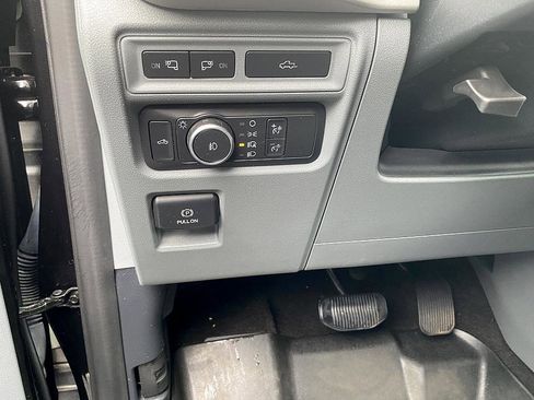 Used 2021 Ford F150 XLT w/ Equipment Group 302A High image 11