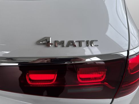 Used 2026 Mercedes-Benz GLS 450 4MATIC image 16
