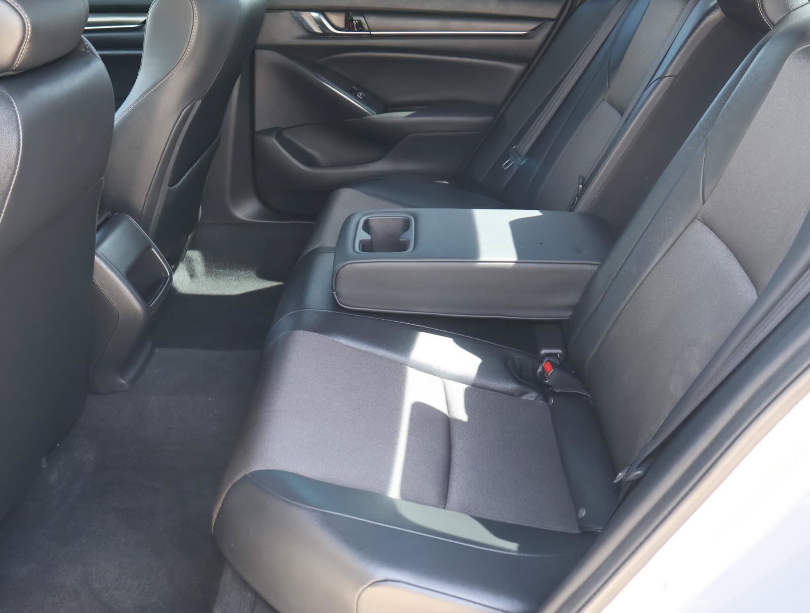Used 2020 Honda Accord Sport image 18