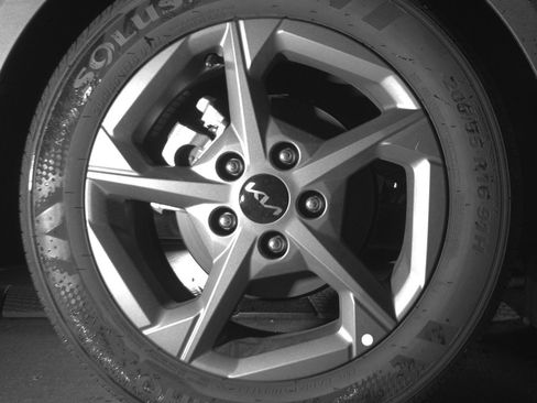 Used 2025 Kia K4 FWD image 15