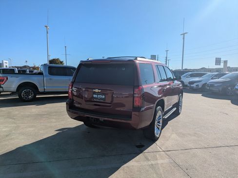 Used 2019 Chevrolet Tahoe LS w/ All-Season Package image 3