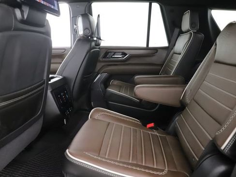 Used 2026 GMC Yukon Denali Ultimate AWD/4WD image 30