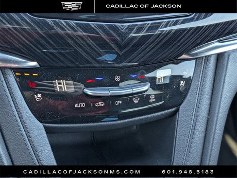 Certified 2025 Cadillac XT6 Premium Luxury image 20