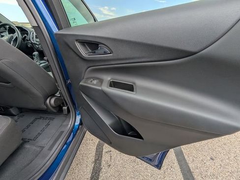 Used 2022 Chevrolet Equinox LT FWD image 7