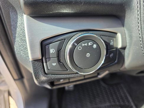 Used 2017 Ford Explorer Platinum AWD/4WD image 21