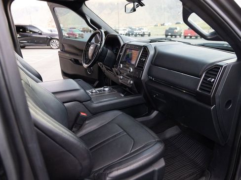 Used 2020 Ford Expedition Max Limited image 23