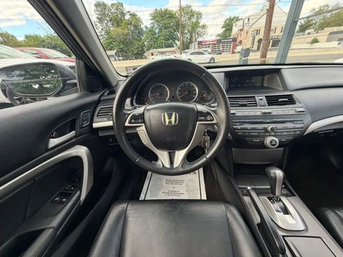 Used 2011 Honda Accord EX-L image 30
