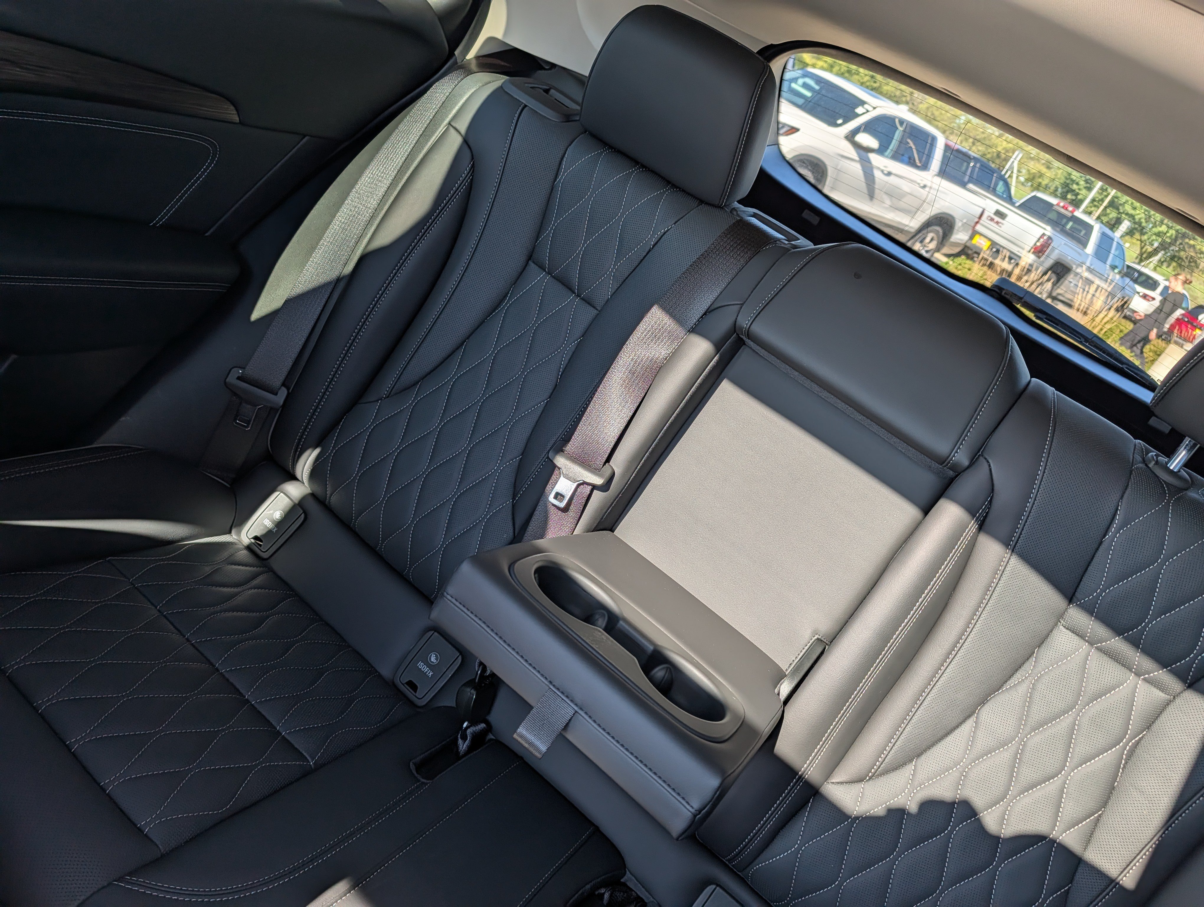Used 2023 Buick Envision Avenir AWD/4WD image 12