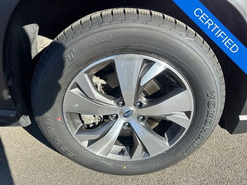 Certified 2025 Subaru Ascent Premium AWD/4WD image 33