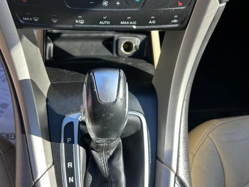 Used 2013 Ford Fusion SE image 27