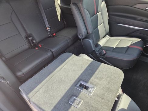 Used 2024 Chevrolet Traverse RS w/ LPO, Floor Liner Package AWD/4WD image 6