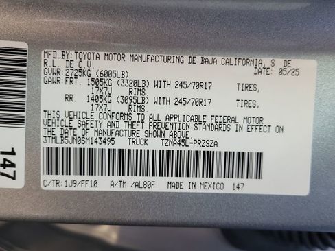 Certified 2025 Toyota Tacoma SR5 AWD/4WD image 25