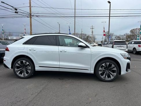 New 2026 Audi Q8 Premium Plus image 2