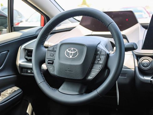 New 2026 Toyota Prius LE FWD image 17